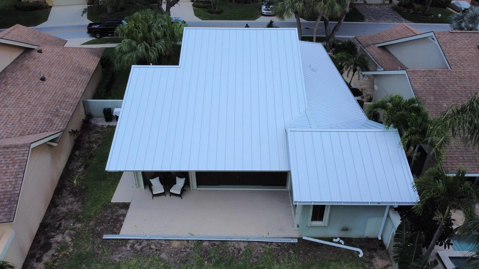 Metal roof installed by Qualitech Roofing on residential home in South Florida